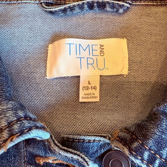 Time and Tru Blue Jean Jacket - Picture 2 of 9